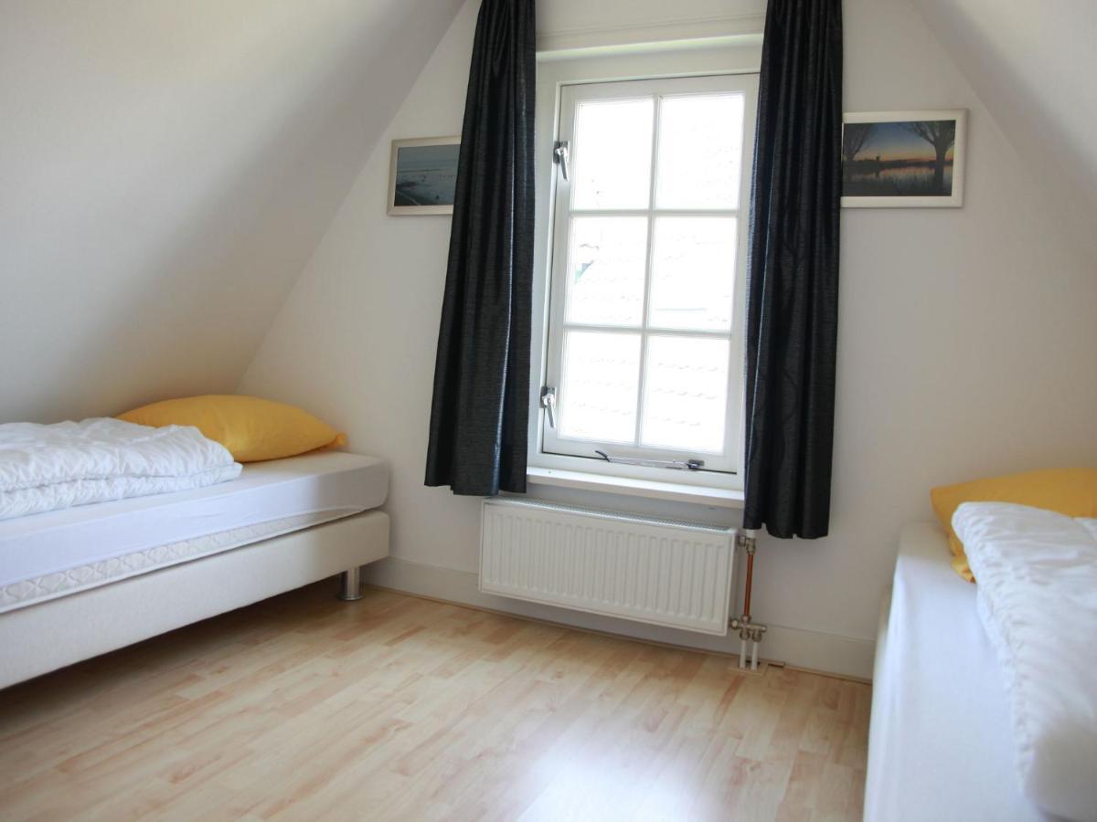 Comfy Villa In Wieringer Style Near The Wadden Sea Hippolytushoef Exterior photo