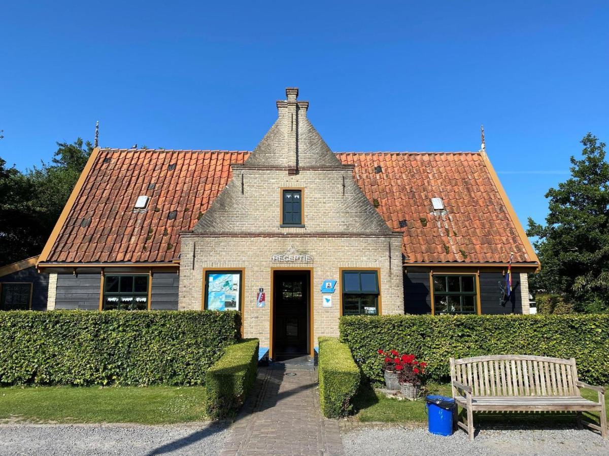 Comfy Villa In Wieringer Style Near The Wadden Sea Hippolytushoef Exterior photo
